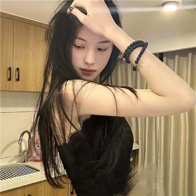 福尔摩斯小姐海报